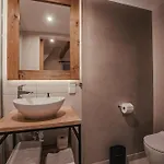 Apartment Strazyska 7 *